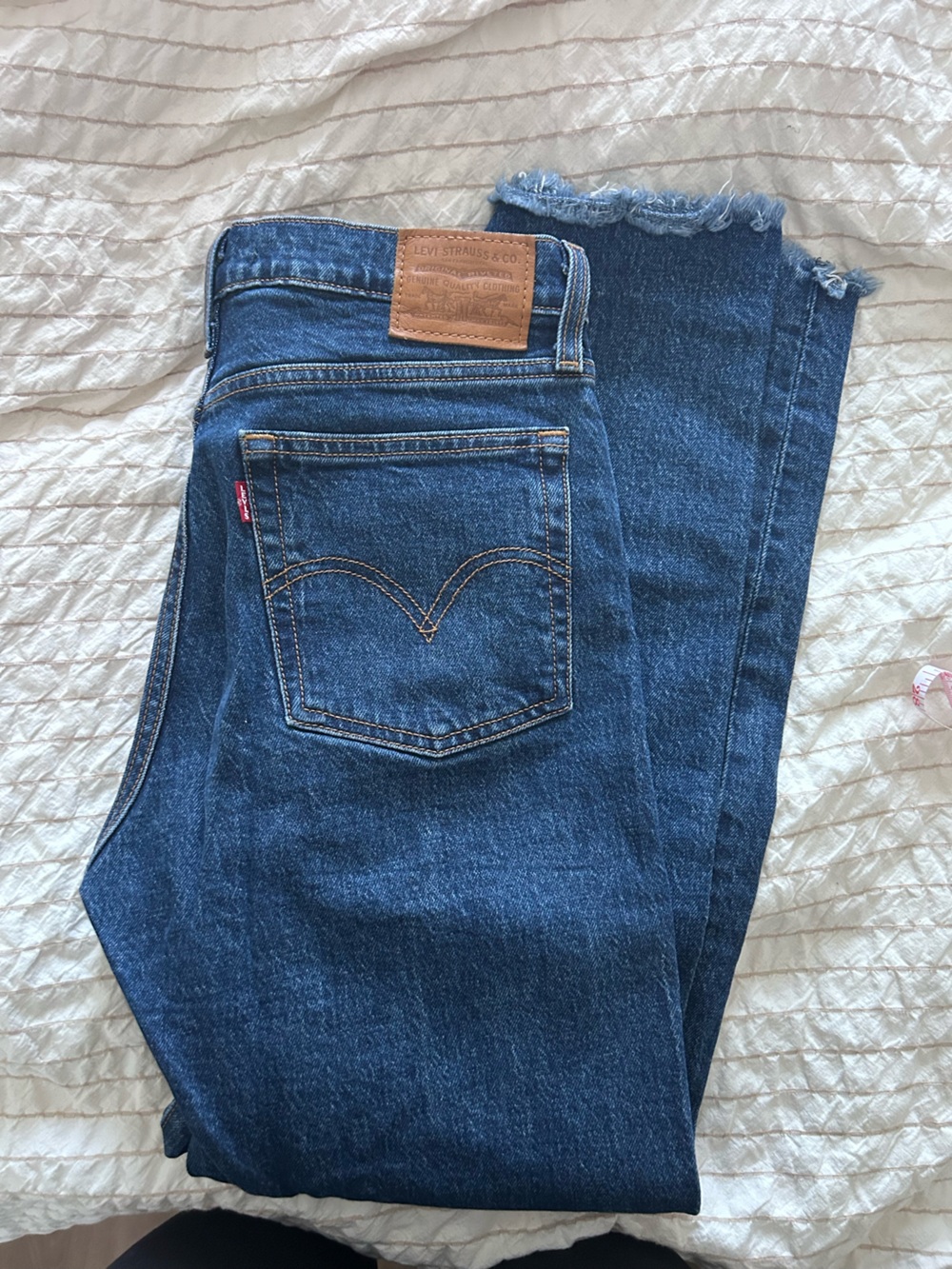 Levi’s wedgie straight jean